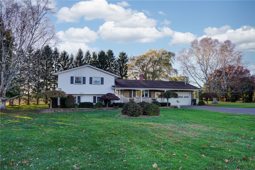 4310 Bennetts Corners Road, Clarendon, New York image 2