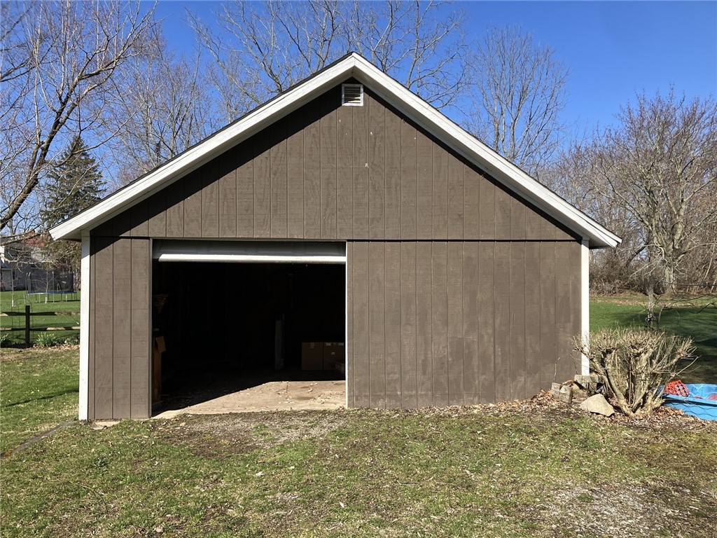 1218 quaker road