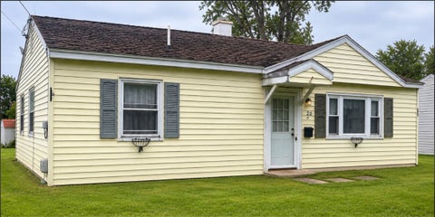 Homes For Sale - 20 Stewart Street<br/> Seneca County, Waterloo, NY 13165