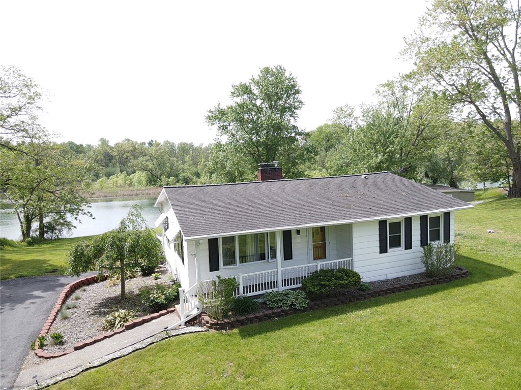 914 Waterloo Geneva Road, Waterloo, New York image 2