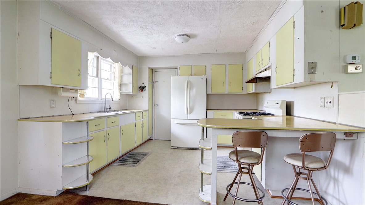 914 Waterloo Geneva Road, Waterloo, New York image 14