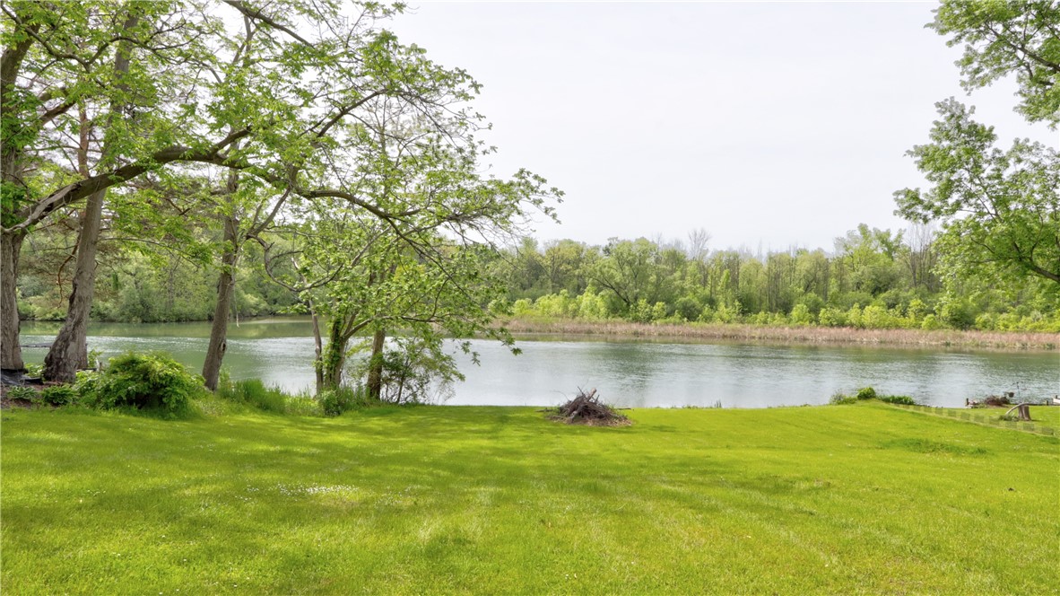 914 Waterloo Geneva Road, Waterloo, New York image 4