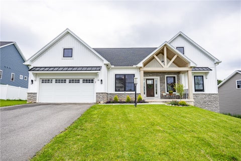 Photo of 3 Black Wood Circle, Pittsford, NY 14534 (MLS # R1712552)