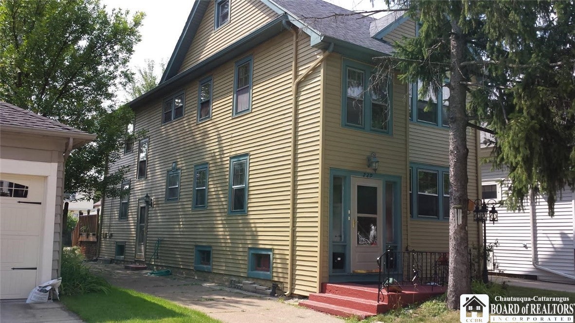 229 Stillwell Avenue