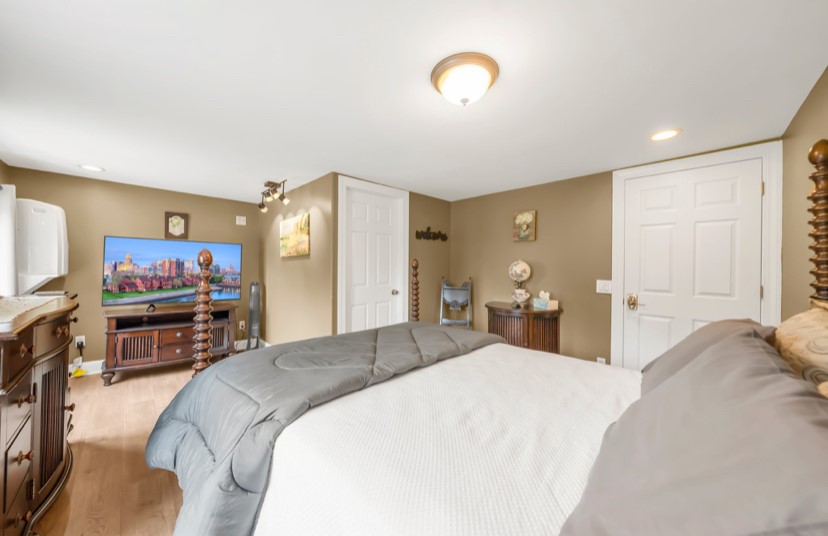 Somerset, New York 14012, United States, 3 Bedrooms Bedrooms, ,5 BathroomsBathrooms,Residential,Active,165829