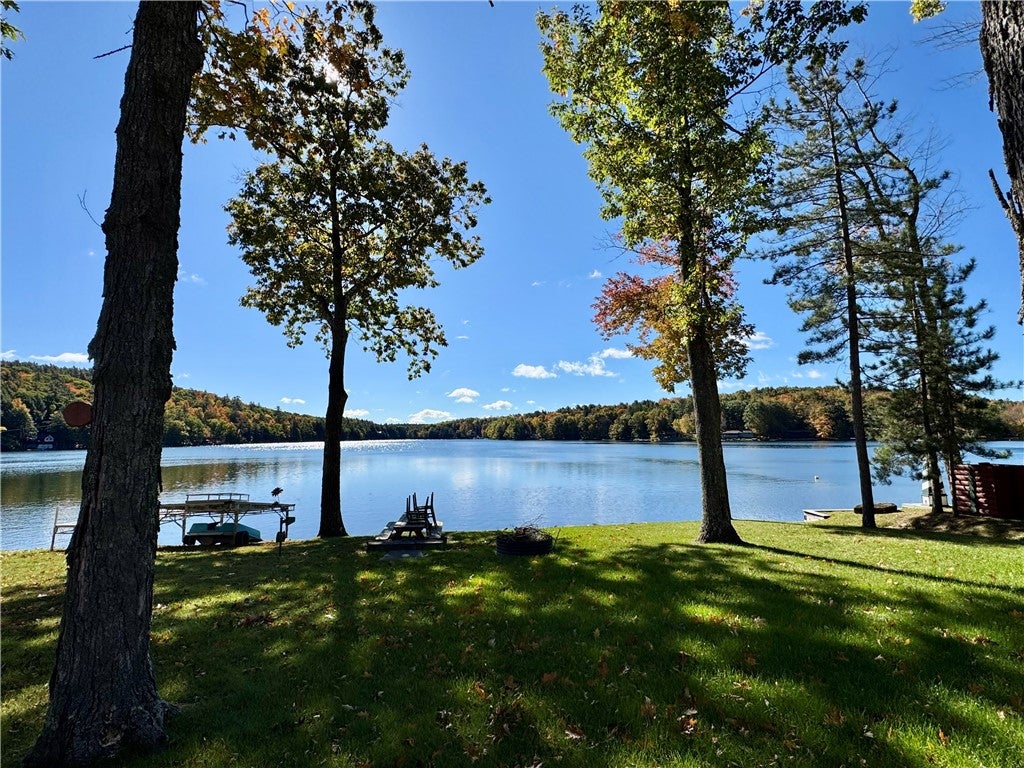 335 & 339 Arnold Lake Road