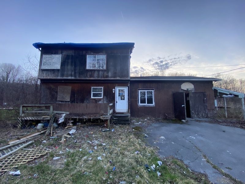 582 Curran Road, Manchester, New York image 1