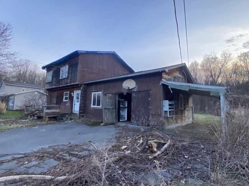 582 Curran Road, Manchester, New York image 2