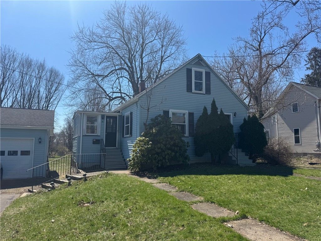 Photo of 70 Summit Street, Perinton, NY 14450 (MLS # R1670598)