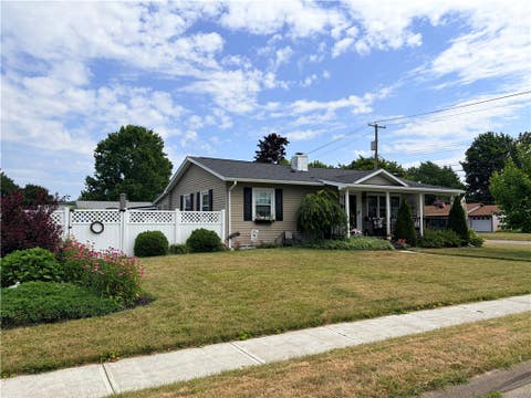 Homes For Sale - 202 Weller Avenue<br/> Horseheads, NY 14845