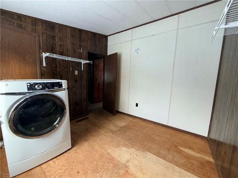 Tiny photo for 15 Weld Street, Naples, NY 14512 (MLS # R1660555)