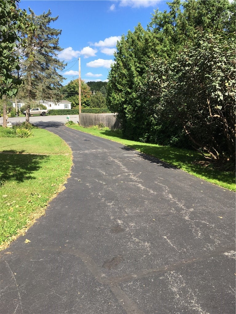 1953 Mapleview Drive