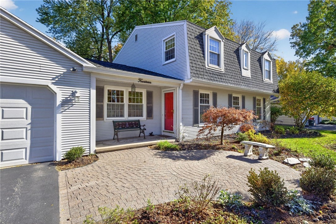 14 Kings Lacey Way