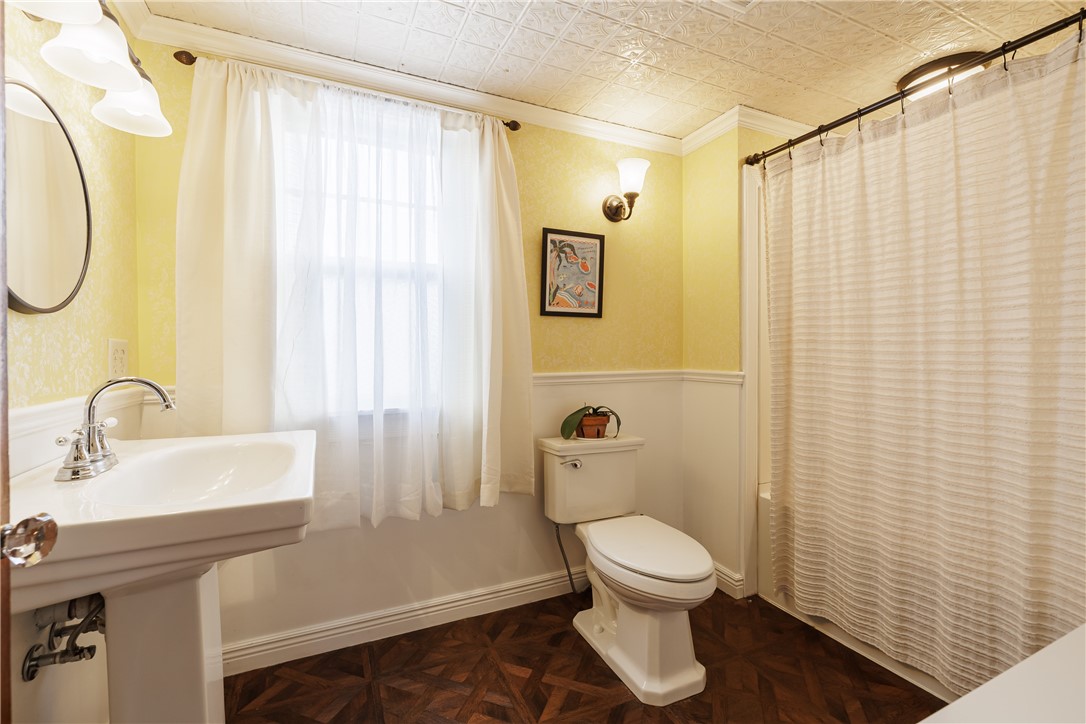 104 Spencer Road, Irondequoit, New York image 19