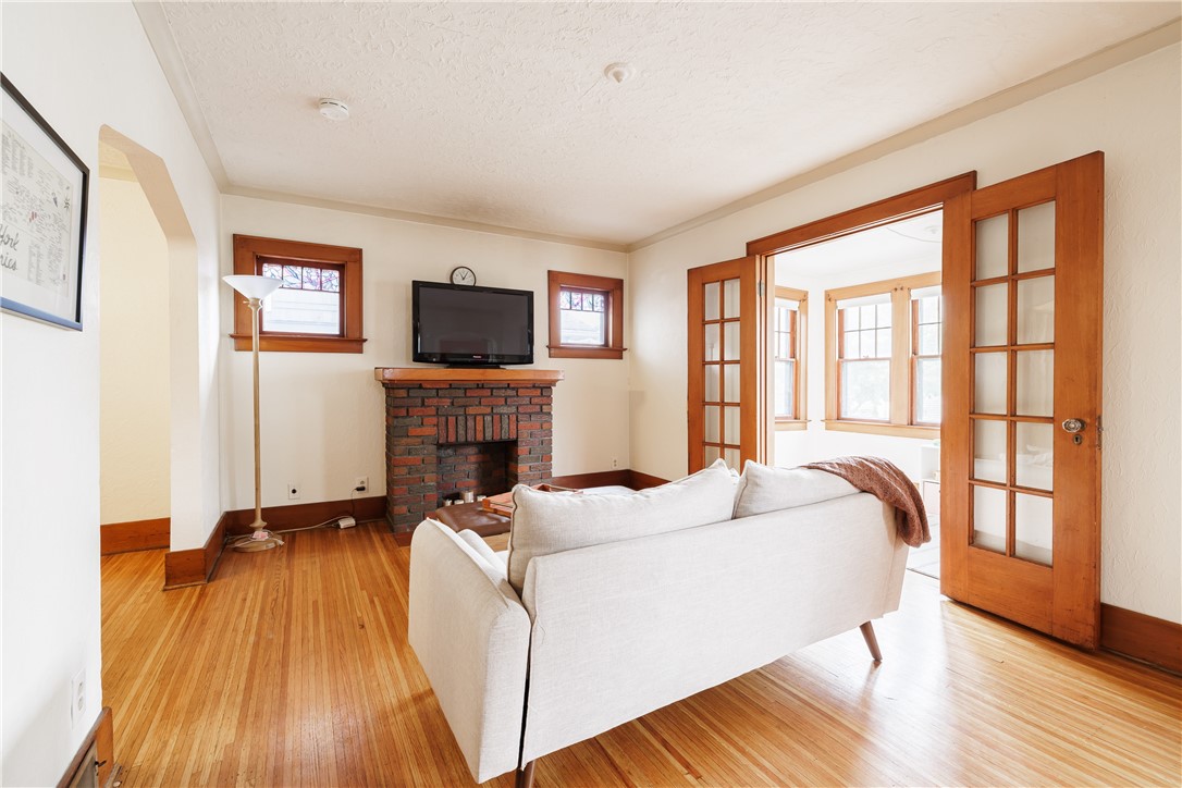 104 Spencer Road, Irondequoit, New York image 7