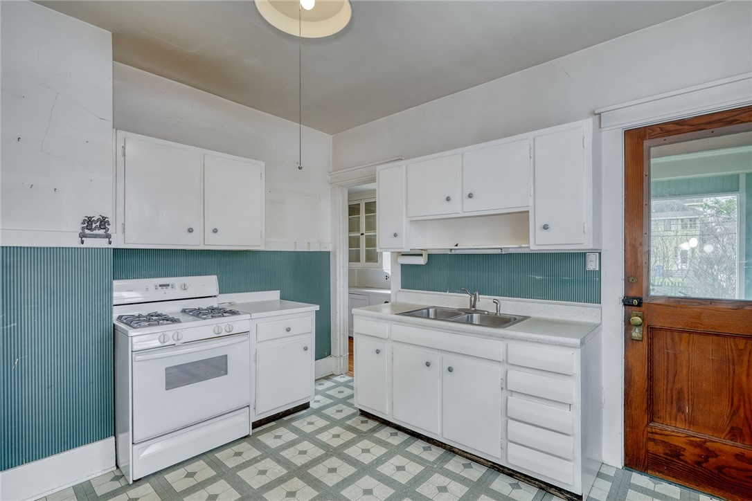 129 Trafalgar Street, Rochester, New York image 20