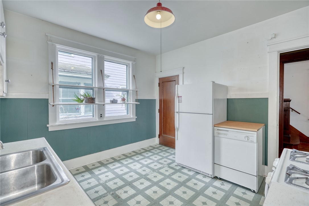 129 Trafalgar Street, Rochester, New York image 22