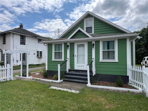 Homes For Sale - 2005 Lake Road<br/> Elmira, NY 14903