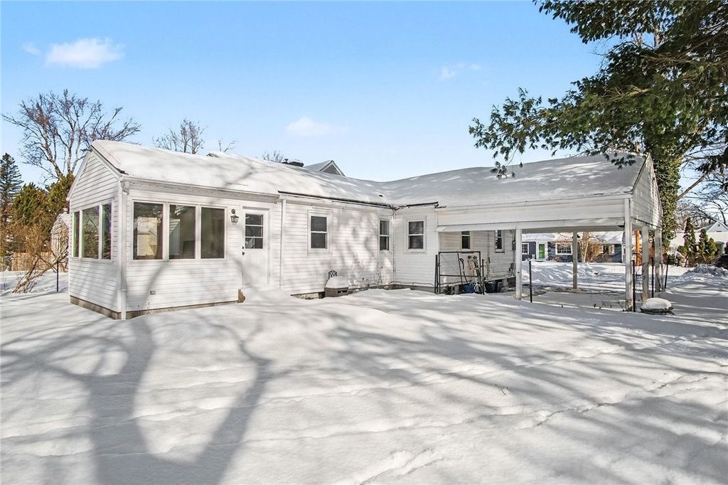 Photo of 21 Raleigh Road, Irondequoit, NY 14617 (MLS # R1660975)