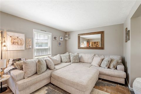 Tiny photo for 12 Calman Place, Canandaigua City, NY 14424 (MLS # R1684266)