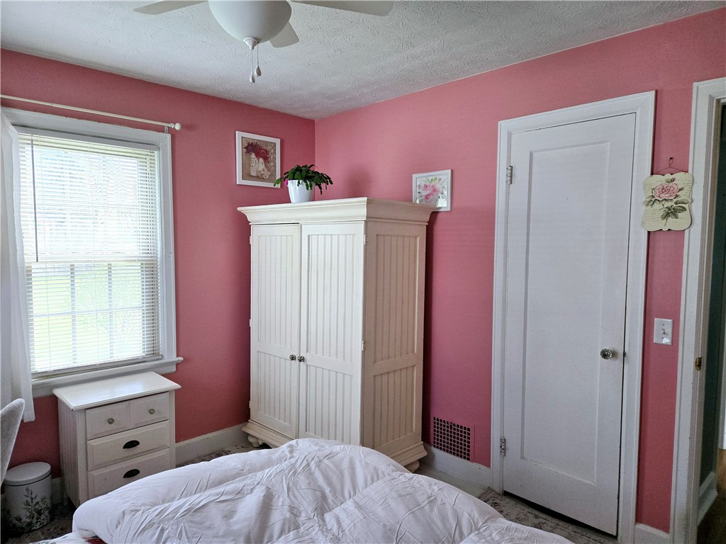 227 Belmont Road, Greece, New York image 21