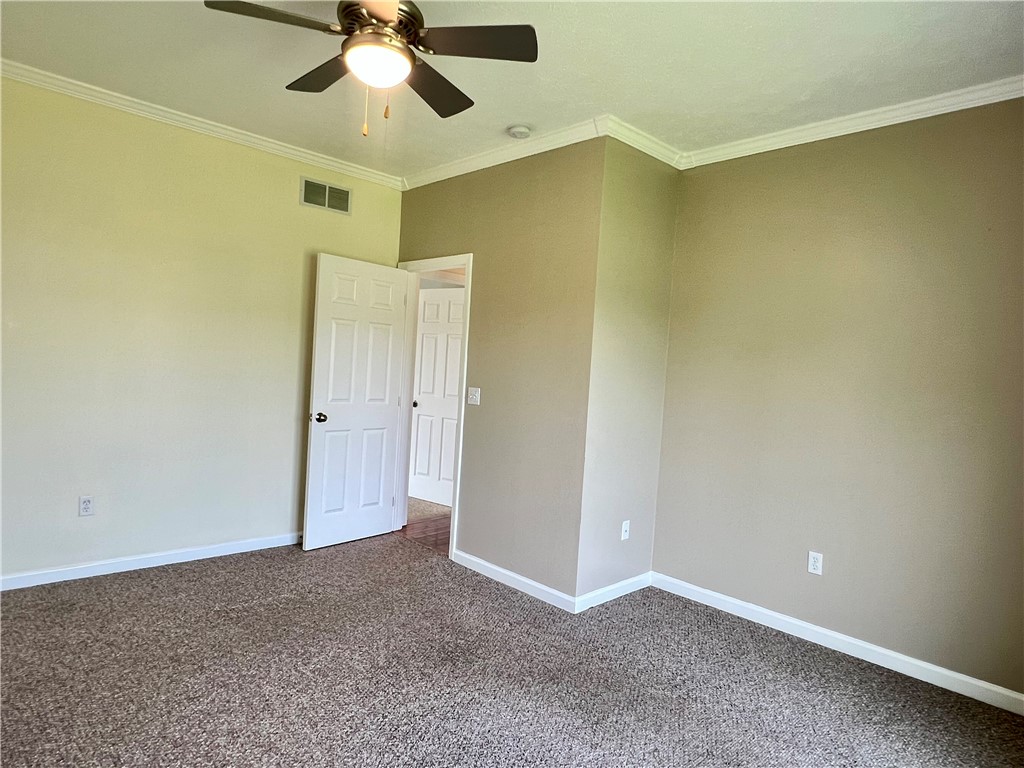 41 W Garden Drive, Gates, New York image 19