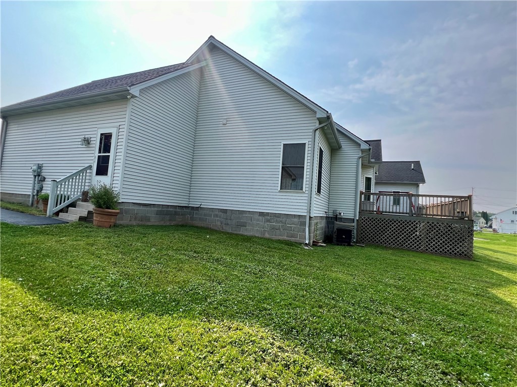 41 W Garden Drive, Gates, New York image 35