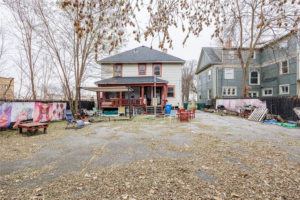 Photo of 447 West Avenue, Rochester, NY 14611 (MLS # R1652664)