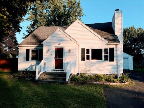 Photo for 101 E Buffalo ST