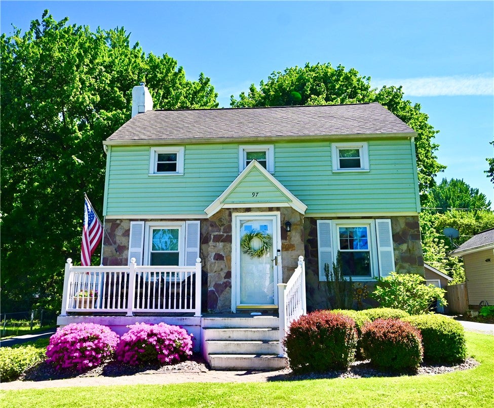 97 Lyndale Drive