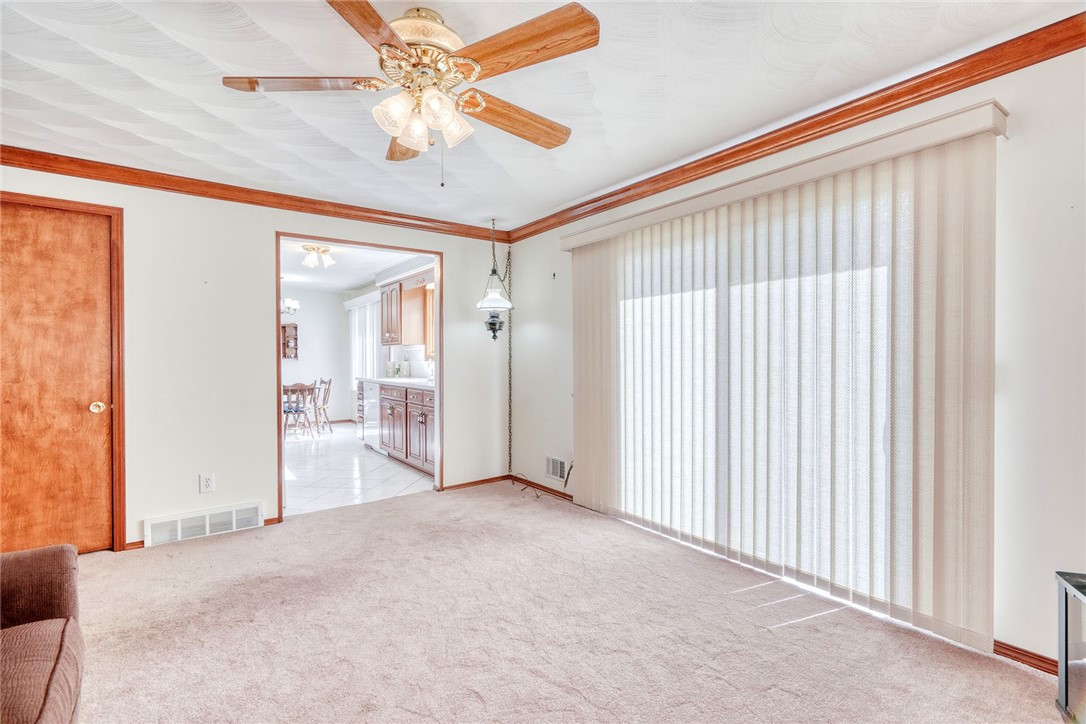 173 Dorian Lane, Greece, New York image 21