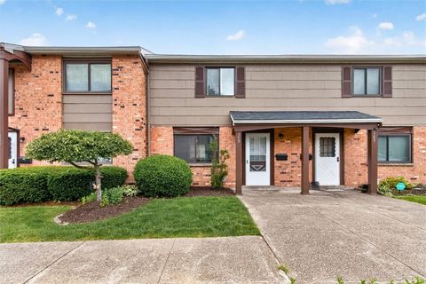 Photo for 159 Autumn Chapel Way