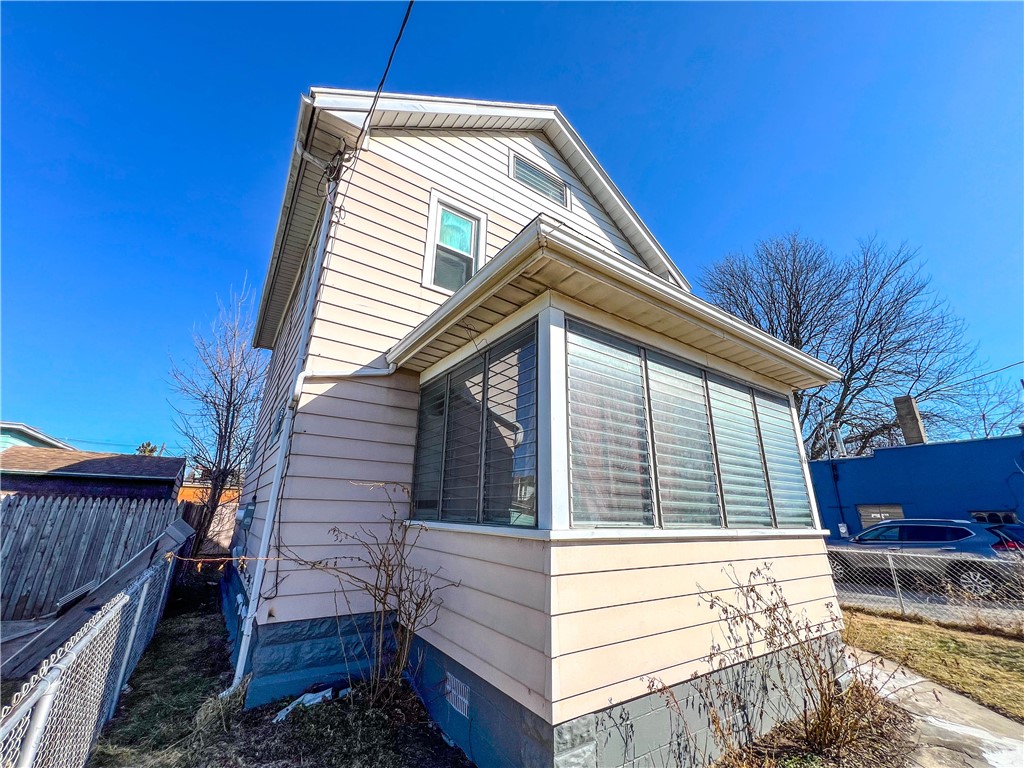 16 Fence Street, Rochester, New York image 2