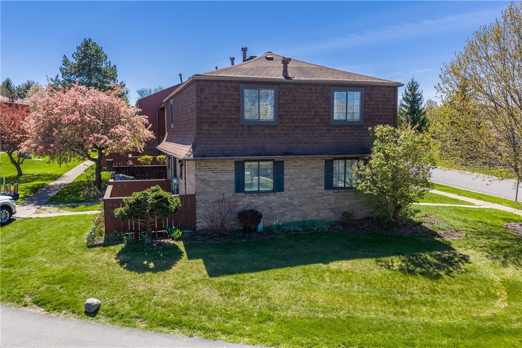Photo of 352 Surrey Hill Way, Henrietta, NY 14623 (MLS # R1677222)