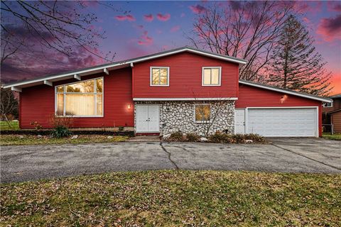 7 Wood Acre Drive Pittsford NY 14534