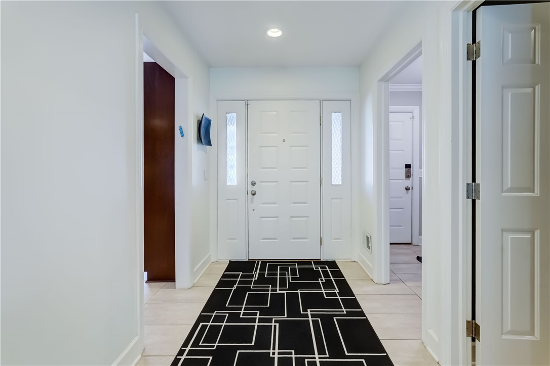 44 Tobey Court, Pittsford, New York image 6