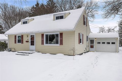 Photo of 19 Sierra Road, Chili, NY 14624 (MLS # R1661571)