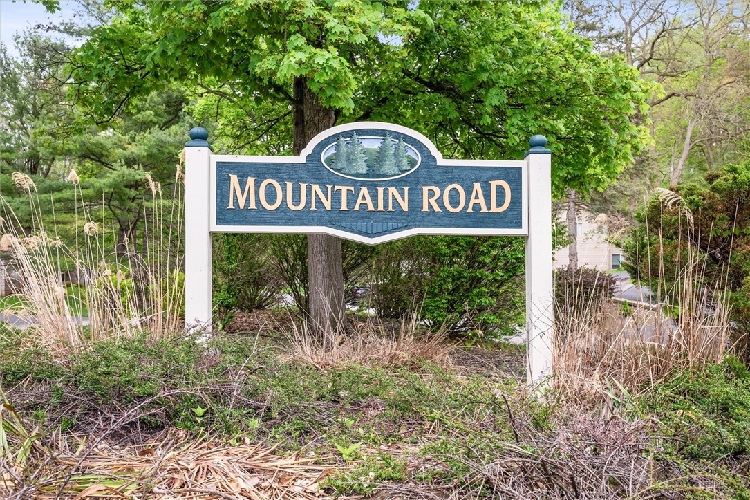 4 Mountain Road, Penfield, New York image 2