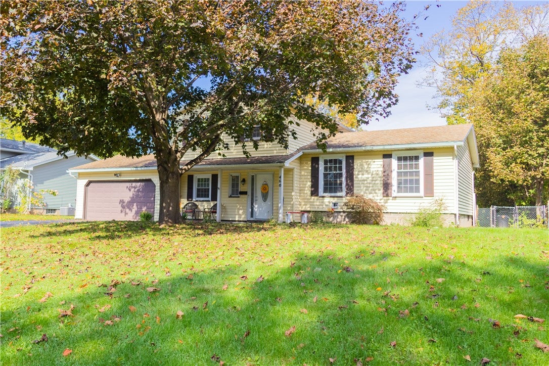 460 Shorecliff Drive