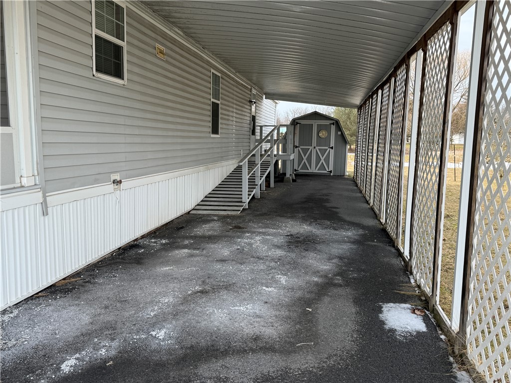 1021 Waterloo-Geneva #83 Road