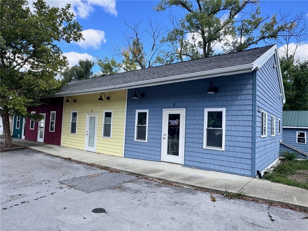 Photo of 4810 Briarcliff Sq, Richmond, NY 14471 (MLS # R1626354)