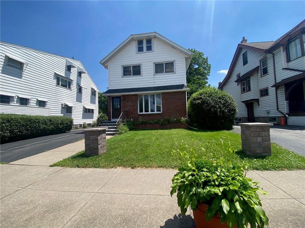 Photo of 708 N Winton Road, Rochester, NY 14609 (MLS # R1619891)