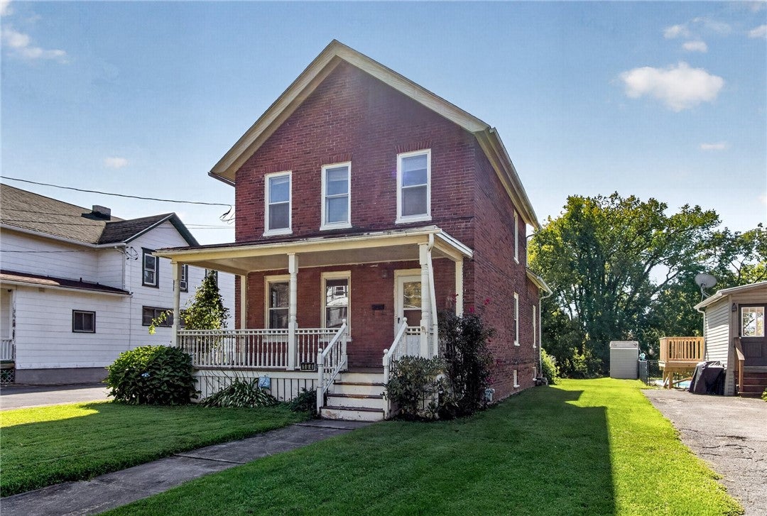 164 E North Street
