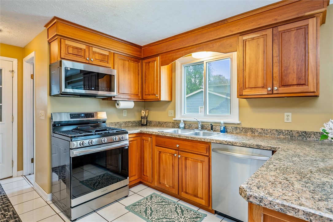 75 Red Rock Circle