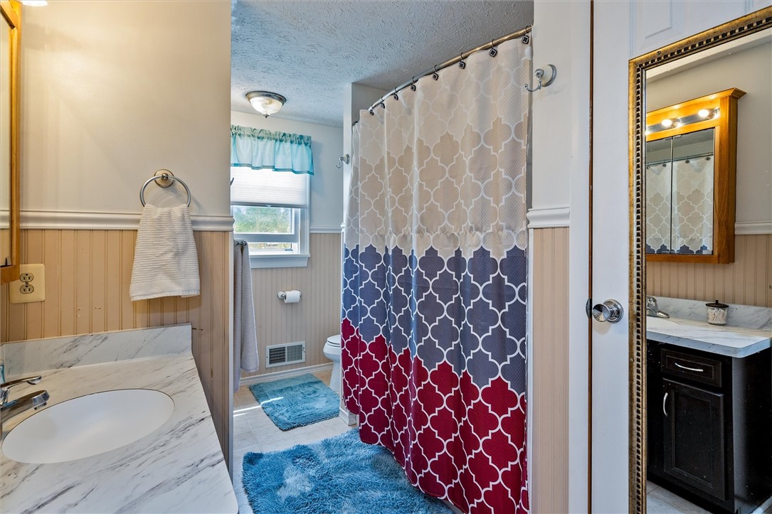 75 Red Rock Circle, Greece, New York image 26