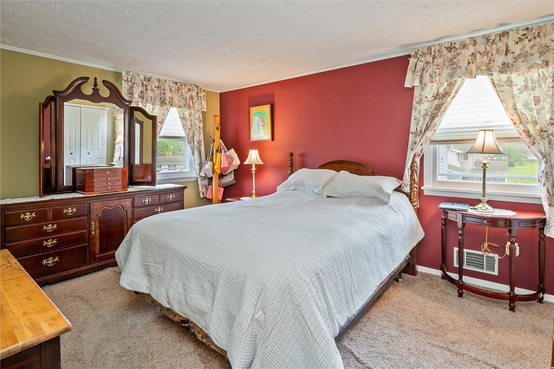 75 Red Rock Circle, Greece, New York image 20