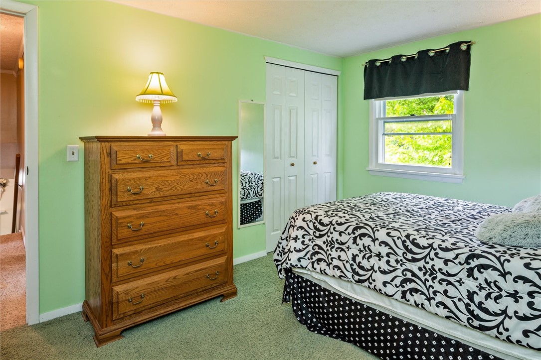 75 Red Rock Circle, Greece, New York image 24