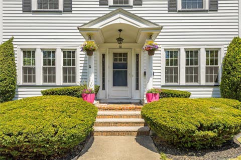 Homes For Sale - 38 Barons Road<br/> Irondequoit, NY 14617
