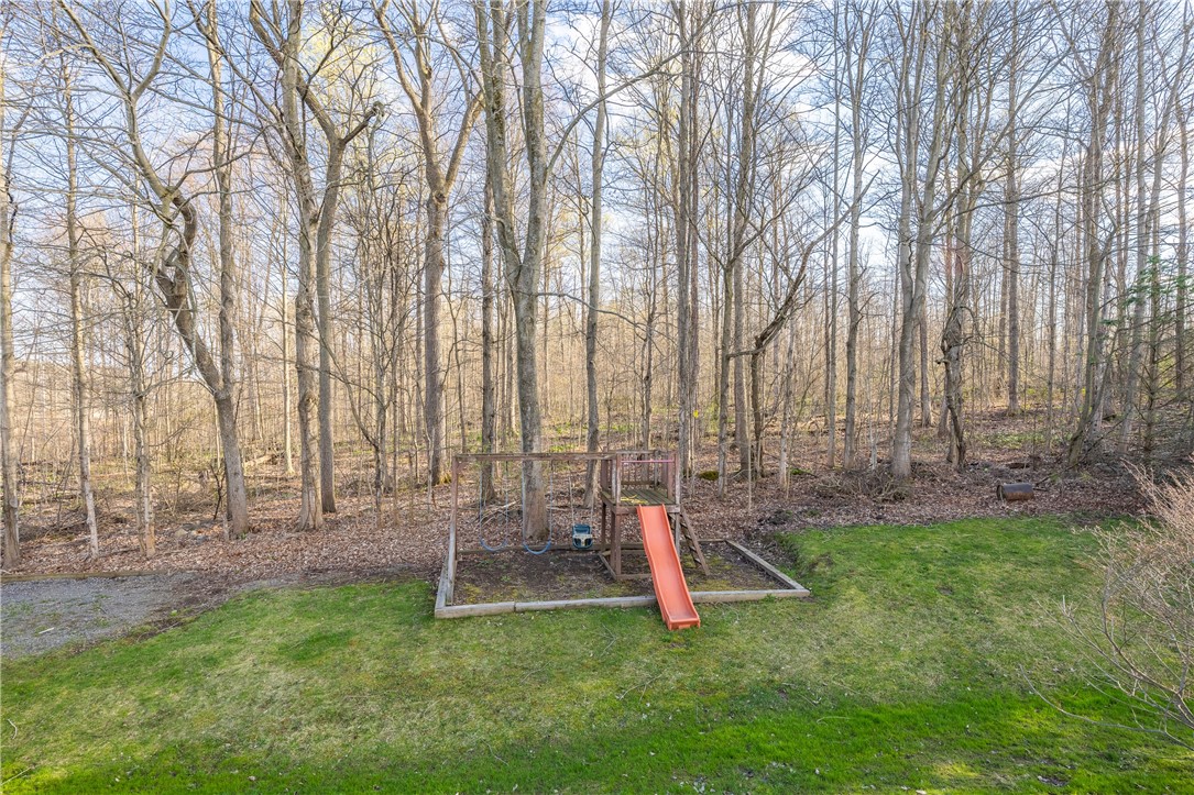 3216 Holly Crescent, Macedon, New York image 8
