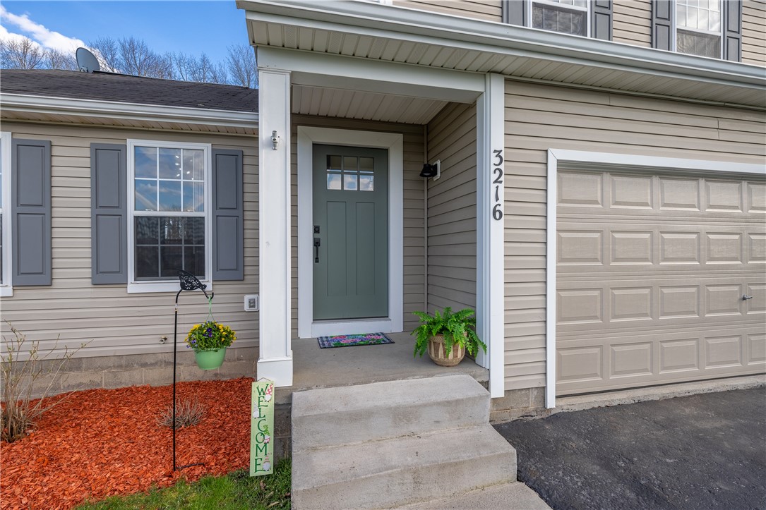 3216 Holly Crescent, Macedon, New York image 9